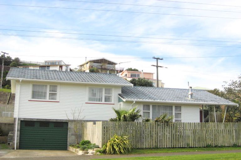 Photo of property in 187 Ngamotu Road, Spotswood, New Plymouth, 4310