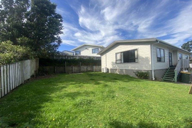 Photo of property in 6 Staysail Place, Whitby, Porirua, 5024