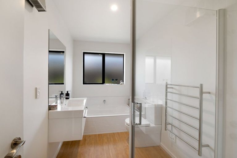 Photo of property in 2 Broadway Parade, Rolleston, 7615