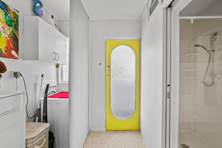 Photo of property in 28a Moulton Street, Moturoa, New Plymouth, 4310