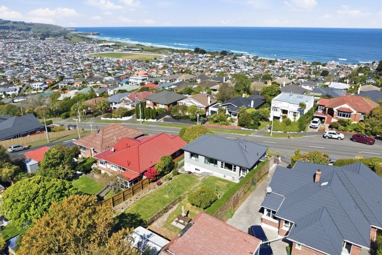 Photo of property in 76 Middleton Road, Kew, Dunedin, 9012
