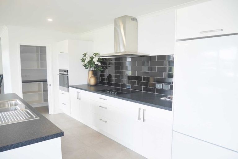 Photo of property in 9 Azara Way, Wigram, Christchurch, 8025