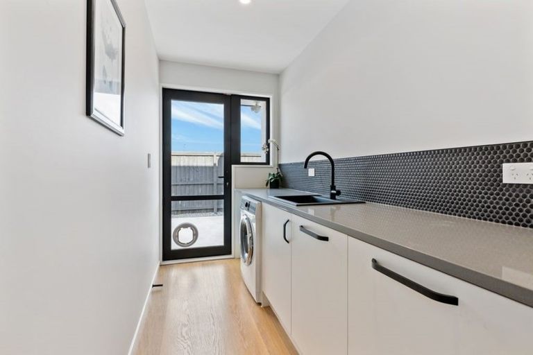 Photo of property in 31 Kingsdowne Drive, West Melton, 7618