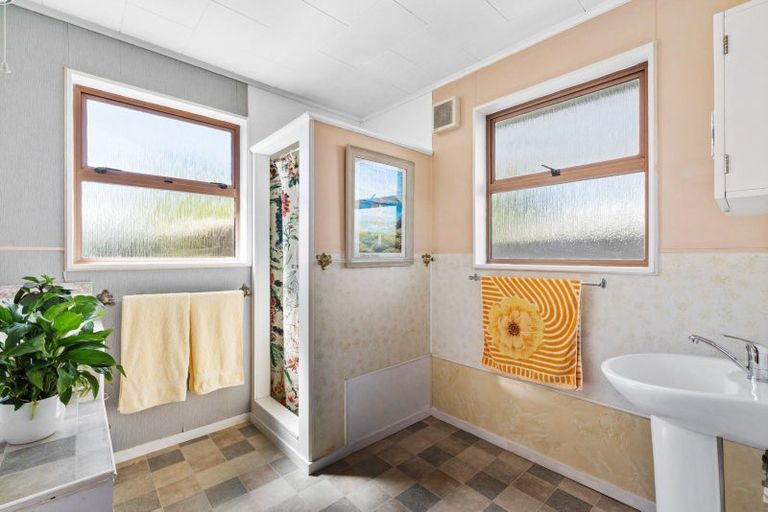 Photo of property in 2a Murphy Road, Taradale, Napier, 4112