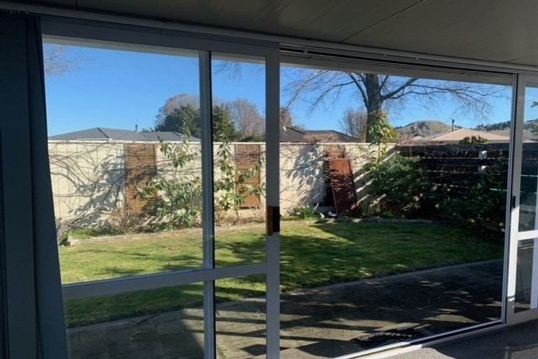 Photo of property in 21 Whiting Crescent, Greenmeadows, Napier, 4112
