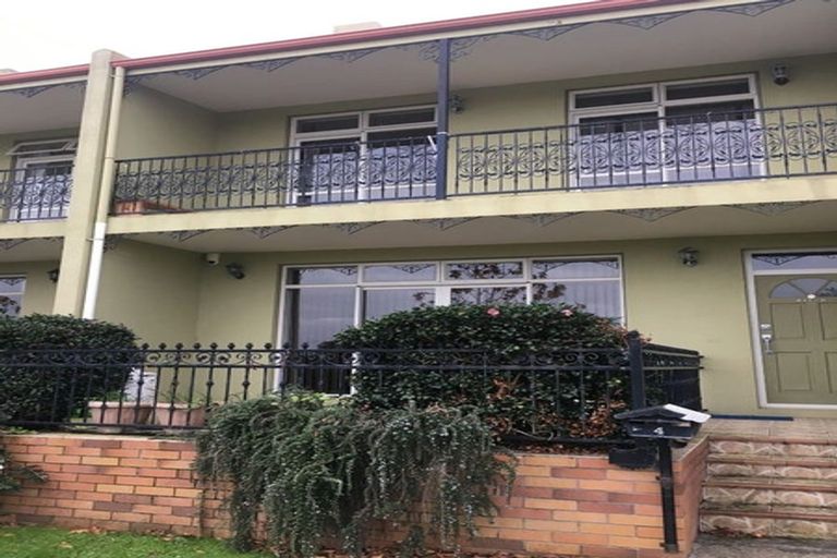 Photo of property in 4/126 Stancombe Road, Flat Bush, Auckland, 2016