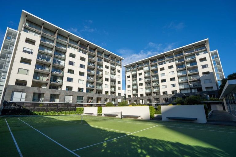 Photo of property in Sanctum Apartments, 11/10a Ebor Street, Te Aro, Wellington, 6011