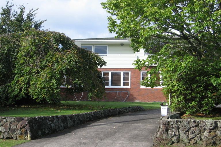 Photo of property in 825 Te Atatu Road, Te Atatu Peninsula, Auckland, 0610