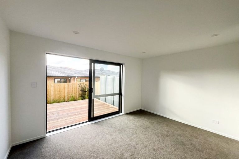 Photo of property in 53 Raupeti Lane, Henderson, Auckland, 0612