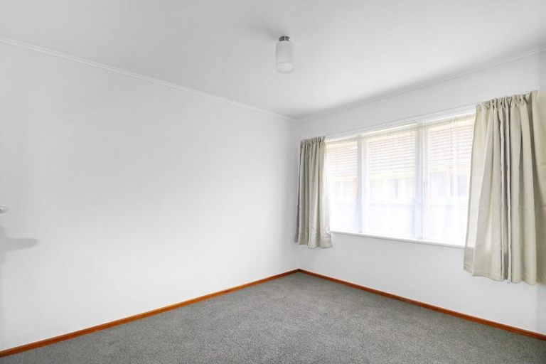 Photo of property in 3/1032 Fergusson Drive, Clouston Park, Upper Hutt, 5018