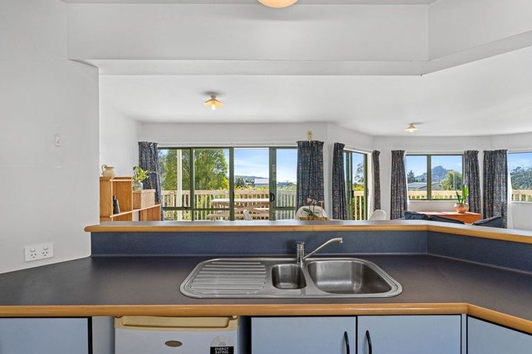 Photo of property in 52 Hinemoa Terrace, Tairua, 3508