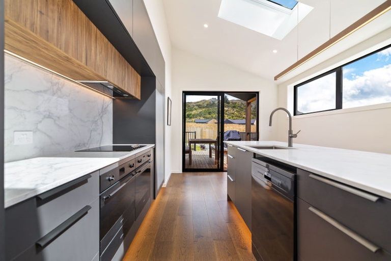 Photo of property in 18 Grain Close, Jacks Point, 9371