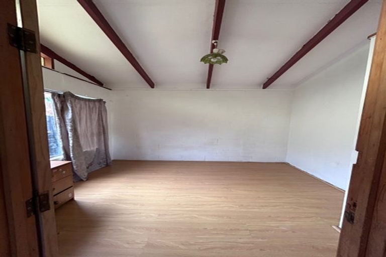 Photo of property in 2/34 Glencourt Place, Glenfield, Auckland, 0629