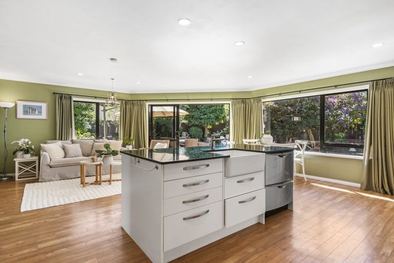 Photo of property in 7 Piha Close, Papamoa Beach, Papamoa, 3118