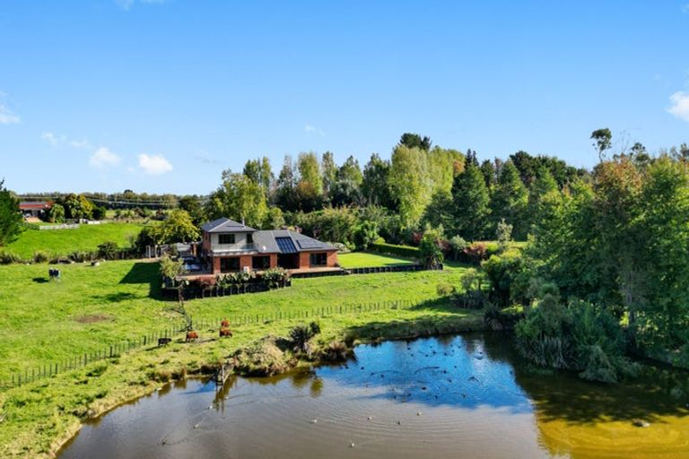 Photo of property in 205 Osborne Road, Horsham Downs, Hamilton, 3281