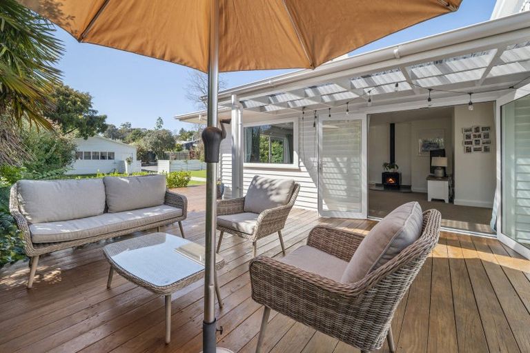 Photo of property in 12 Margaret Avenue, Havelock North, 4130