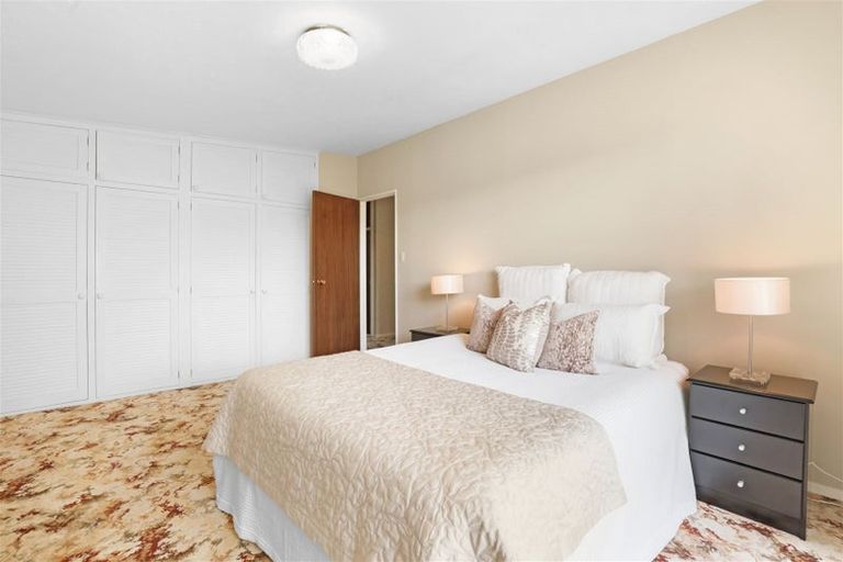 Photo of property in 2/31 Waimairi Road, Upper Riccarton, Christchurch, 8041