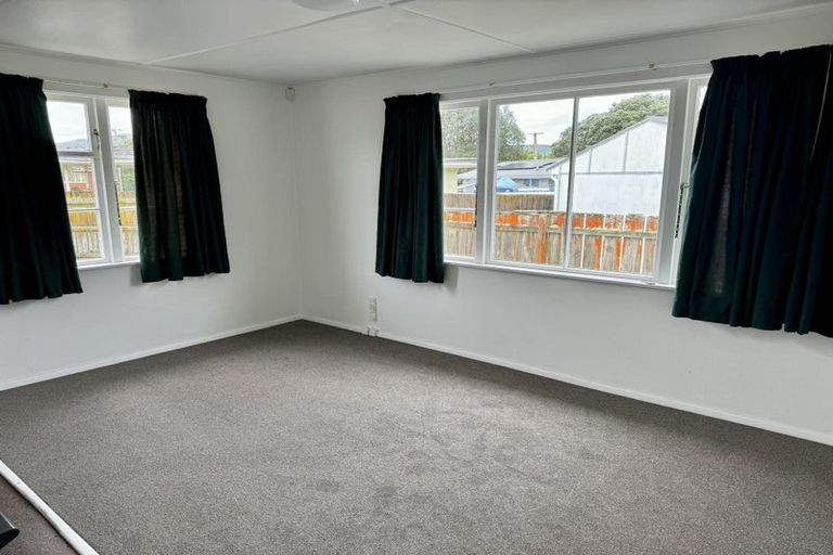 Photo of property in 15 Galway Street, Waterloo, Lower Hutt, 5011