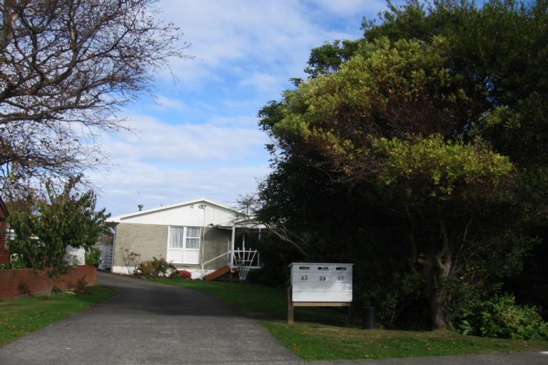 Photo of property in 23 Wai-iti Crescent, Woburn, Lower Hutt, 5010