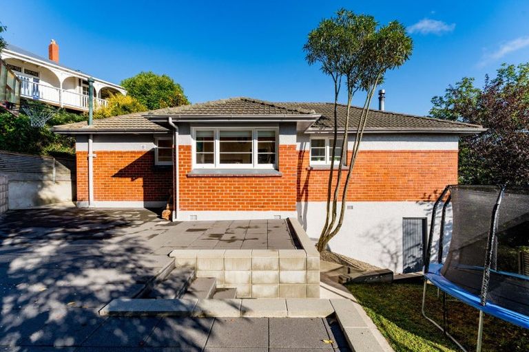 Photo of property in 45 Easther Crescent, Kew, Dunedin, 9012