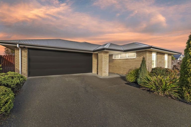 Photo of property in 5 Beachvale Drive, Kaiapoi, 7630