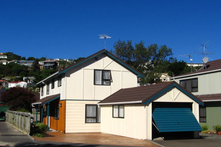 Photo of property in 106 Weka Street, Miramar, Wellington, 6022