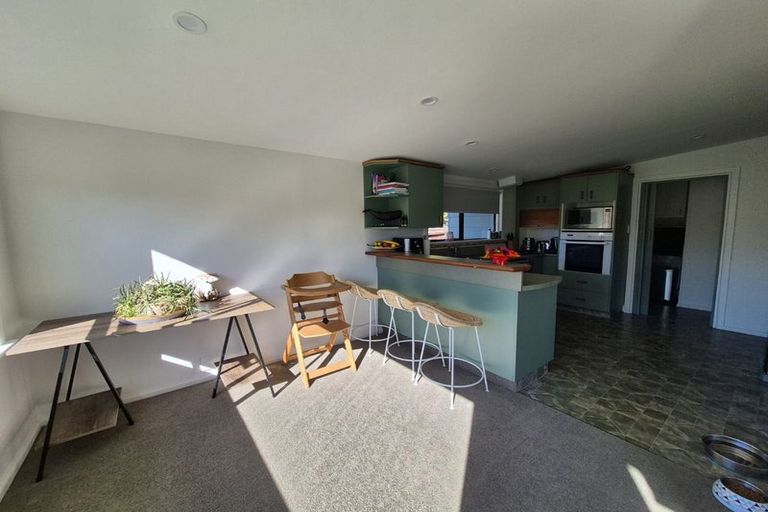 Photo of property in 28 Malta Crescent, South New Brighton, Christchurch, 8062