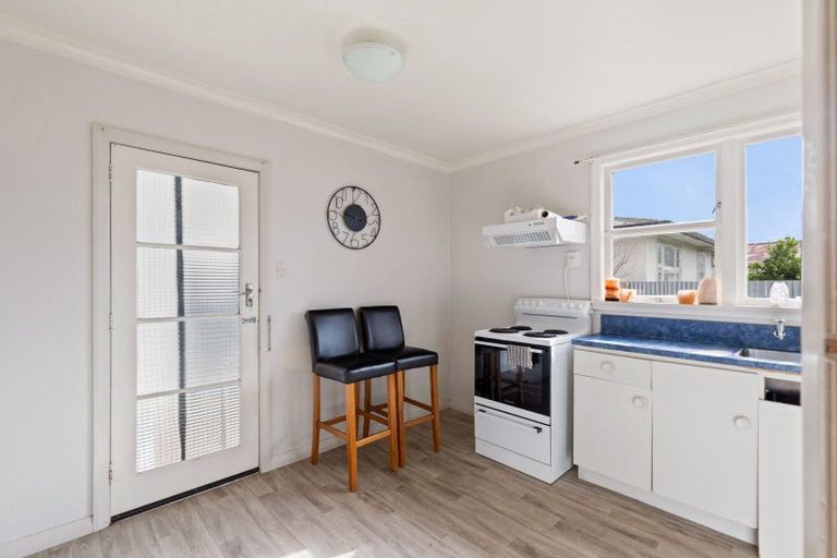 Photo of property in 1b Glen Place, Awapuni, Palmerston North, 4412