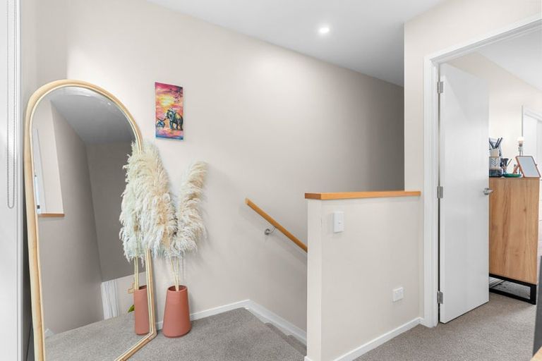 Photo of property in 28 Koro Lane, Mangere Bridge, Auckland, 2022