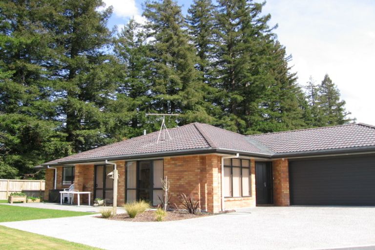 Photo of property in 24 Riverholm Drive, Mangakakahi, Rotorua, 3015