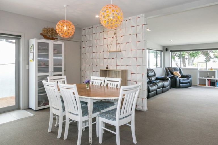 Photo of property in 3 Pukeko Place, Westshore, Napier, 4110