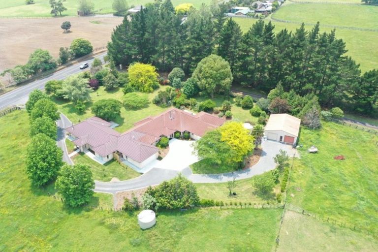 Photo of property in 363 Linwood Road, Karaka, Papakura, 2580