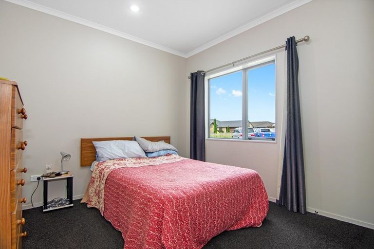 Photo of property in 9 Allgood Place, Rototuna North, Hamilton, 3210