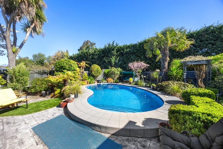Photo of property in 37 Victors Road, Hoon Hay, Christchurch, 8025
