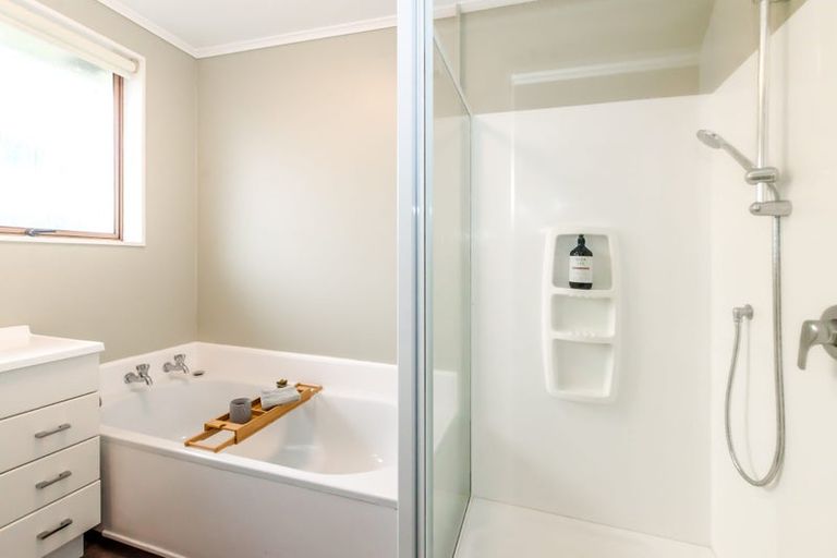 Photo of property in 62b Mazengarb Road, Paraparaumu Beach, Paraparaumu, 5032