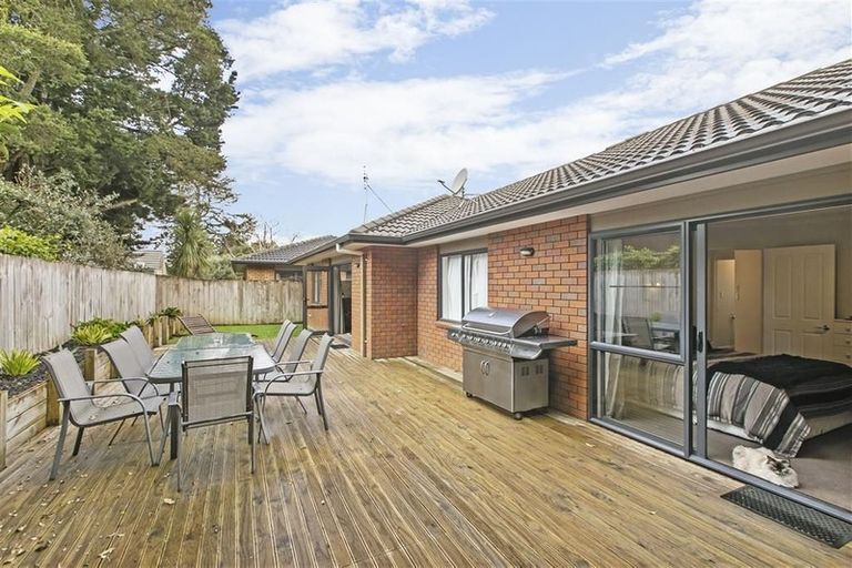 Photo of property in 17a Callis Avenue, Opaheke, Papakura, 2113