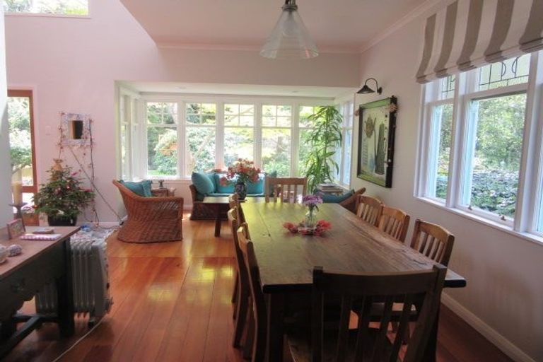 Photo of property in 48 Ferry Street, Seatoun, Wellington, 6022