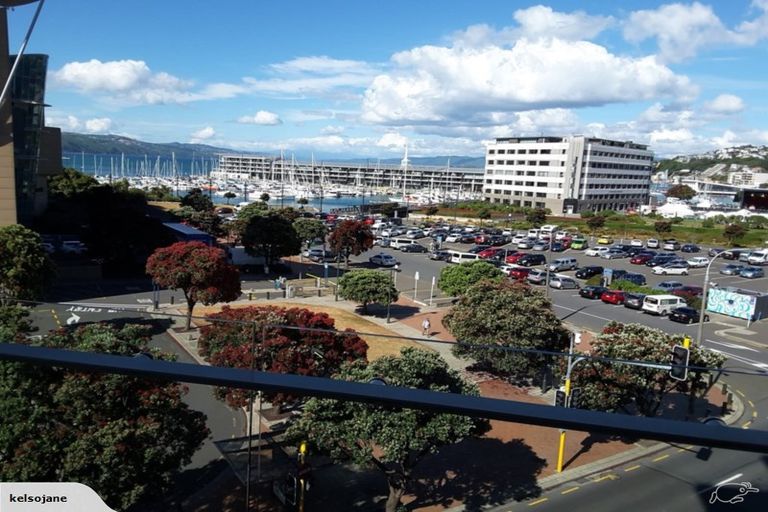 Photo of property in Piermont Apartments, 4e/82 Cable Street, Te Aro, Wellington, 6011