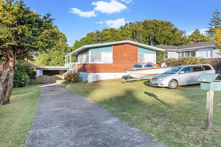 Photo of property in 88 Lawrence Crescent, Hillpark, Auckland, 2102