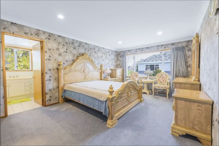 Photo of property in 26 Witbrock Crescent, Burnside, Christchurch, 8053