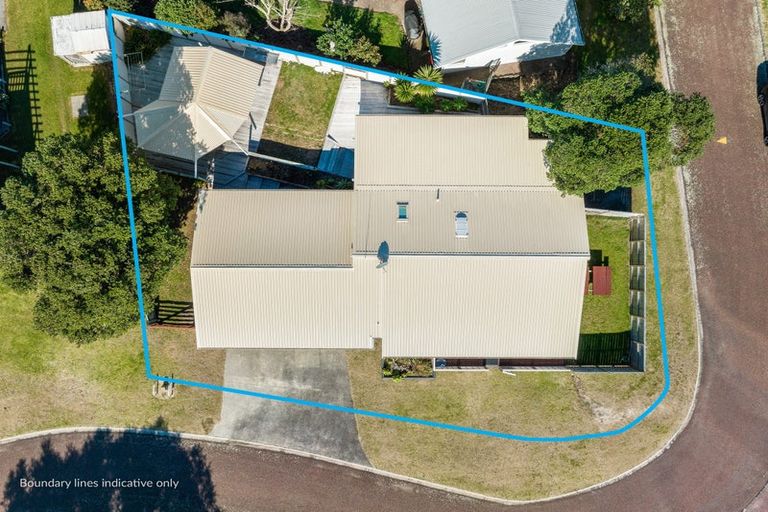 Photo of property in 15 Conqueror Rise, Pauanui, Hikuai, 3579