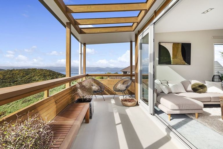 Photo of property in 37a Gurkha Crescent, Khandallah, Wellington, 6035