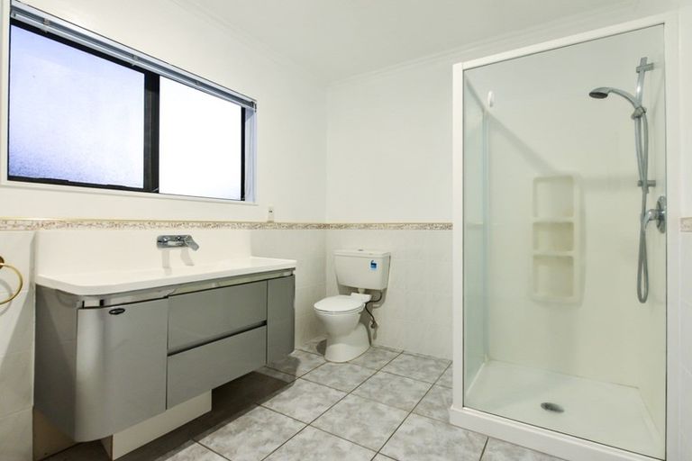 Photo of property in 21 Nielsen Gardens, Rototuna, Hamilton, 3210