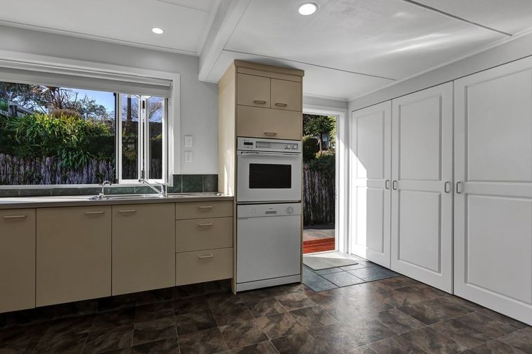 Photo of property in 40 Essex Street, Vogeltown, New Plymouth, 4310