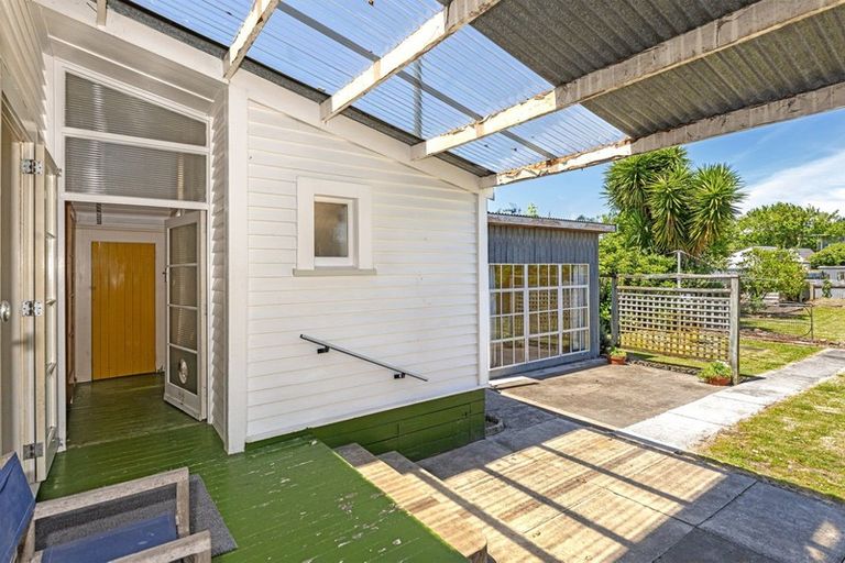 Photo of property in 127 Iranui Road, Inner Kaiti, Gisborne, 4010