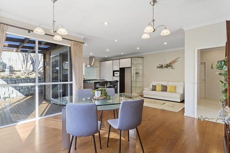 Photo of property in 86 Coachman Drive, Flat Bush, Auckland, 2016