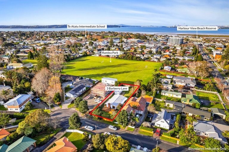 Photo of property in 3 Barberry Lane, Te Atatu Peninsula, Auckland, 0610