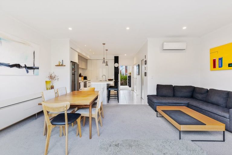 Photo of property in 7 Kanuka Road, Hobsonville, Auckland, 0616