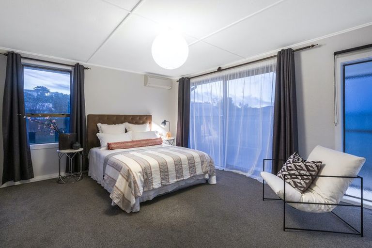 Photo of property in 111 Waiuta Street, Titahi Bay, Porirua, 5022