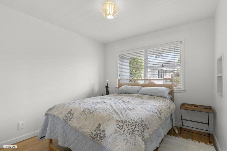 Photo of property in 19 Church Street, Northcote Point, Auckland, 0627